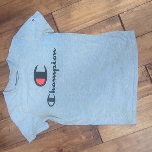 Champion T-shirt